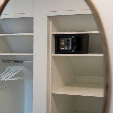 Cesar Apartman Sopron Esterno foto